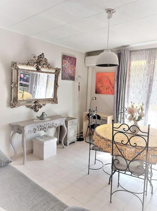 Iafrate-Oksoleil Apartman Villefranche-sur-Mer Kültér fotó
